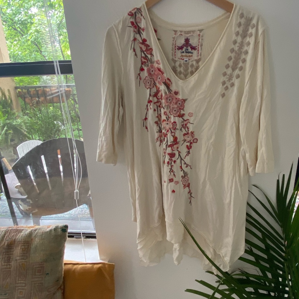 JOHNNY WAS CHEERY BLOSSOM TUNIC